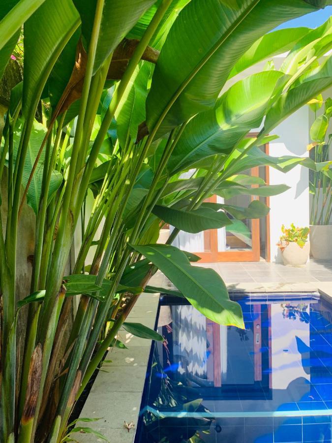 Mewali Villa'S Kuta  Exterior photo