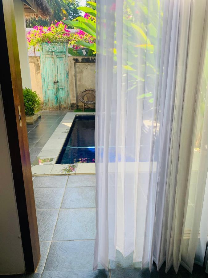 Mewali Villa'S Kuta  Exterior photo